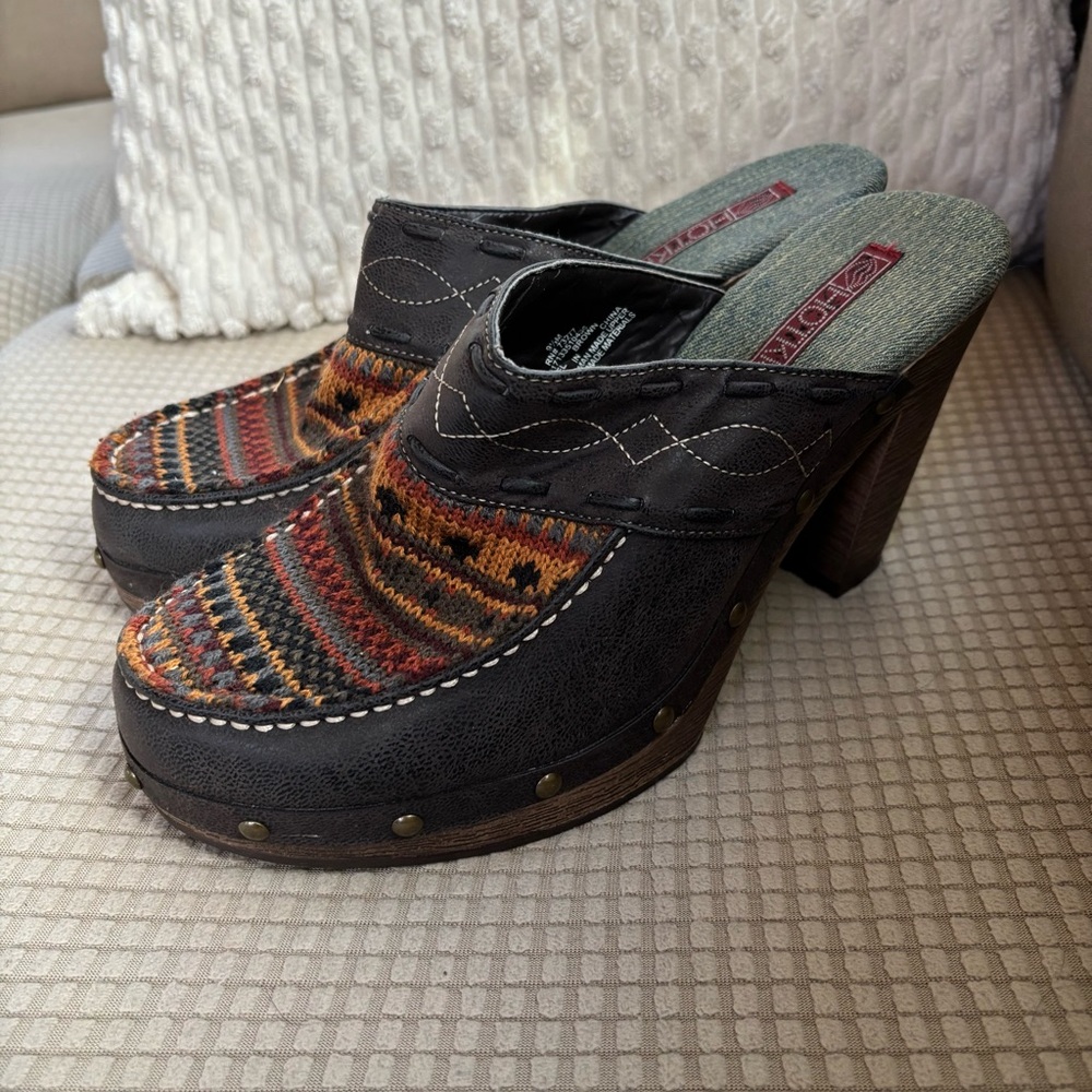 Y2K HOT KISS Ariel Block Heel Studded Platform Mule Shoe Clogs Multicolor 9.5